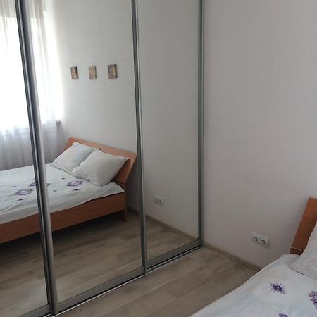 Cozy Apartment Near The Airport "Kyiv" Eksteriør billede