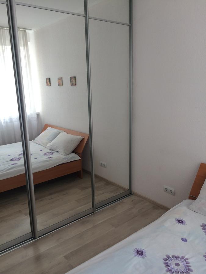 Cozy Apartment Near The Airport "Kyiv" Eksteriør billede